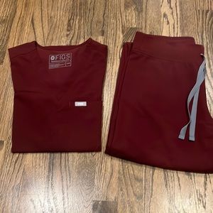 Womens Burgundy Figs Scrub set